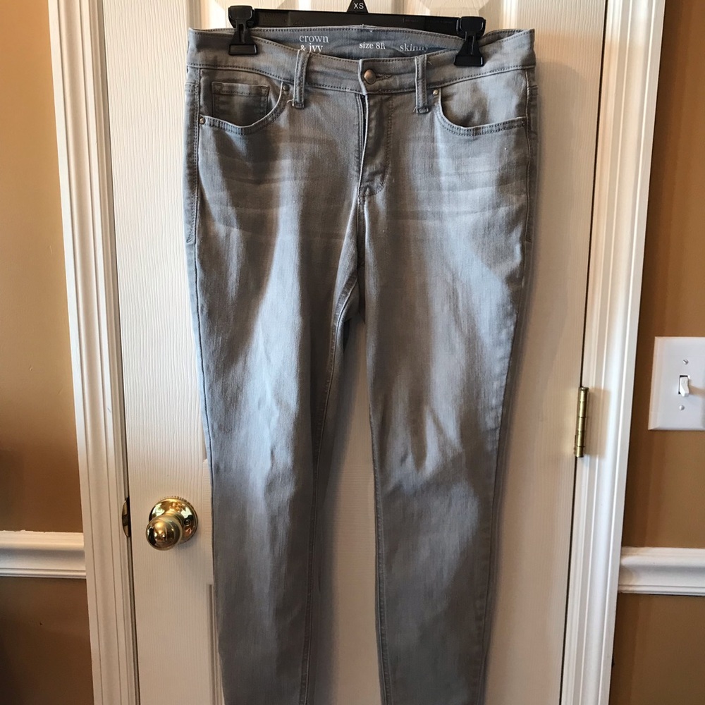 Skinny gray jeans